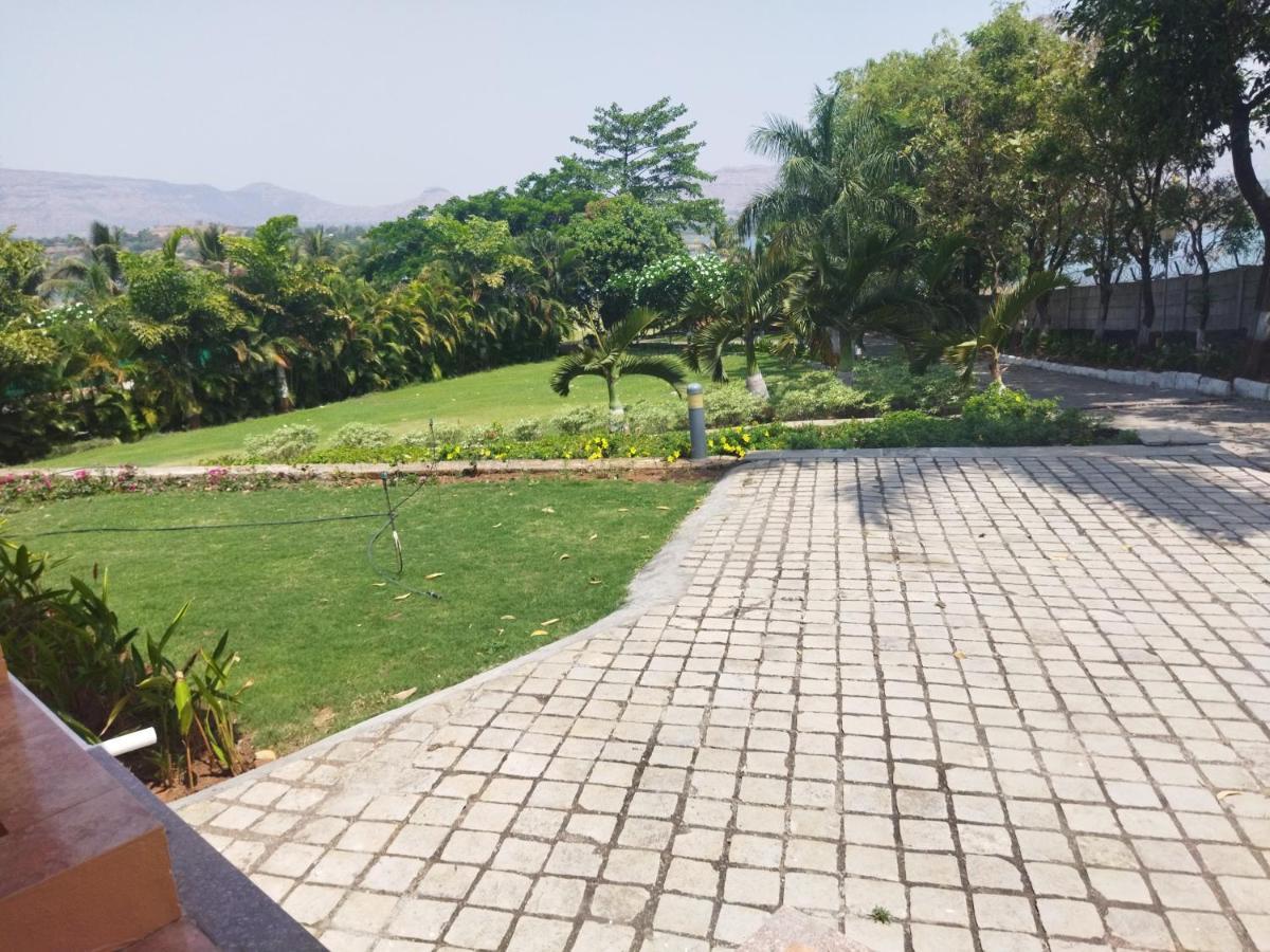 Savana Lake Resort Nashik Exterior photo